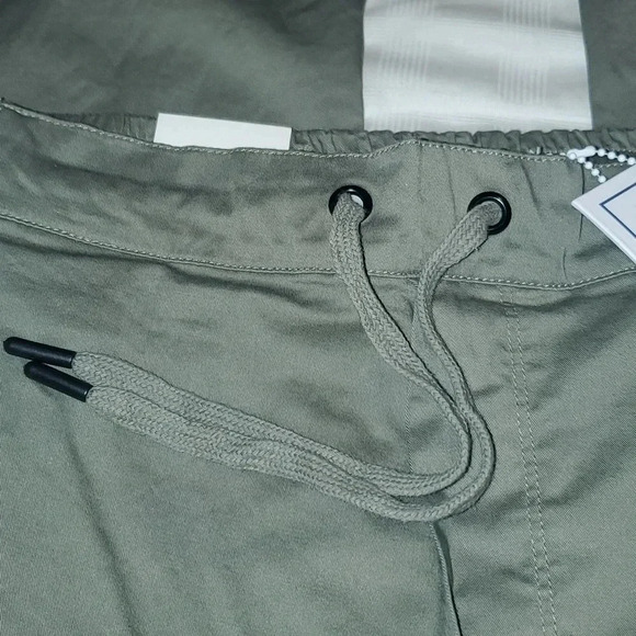 Blank NYC Stretch Jogger Pants Size 31 NWT w Back Zipper Pockets - Picture 3 of 9